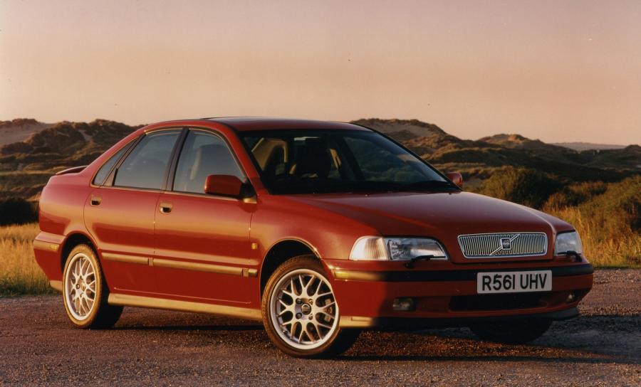  Volvo S40 1997 года  (фото 4 из 4)